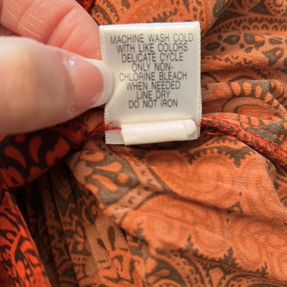 Pretty Rust & Deep Brown FALL Top🍁Button-Up🍁Bell sleeves🍃VERY GOOD CONDITION! - Picture 9 of 9